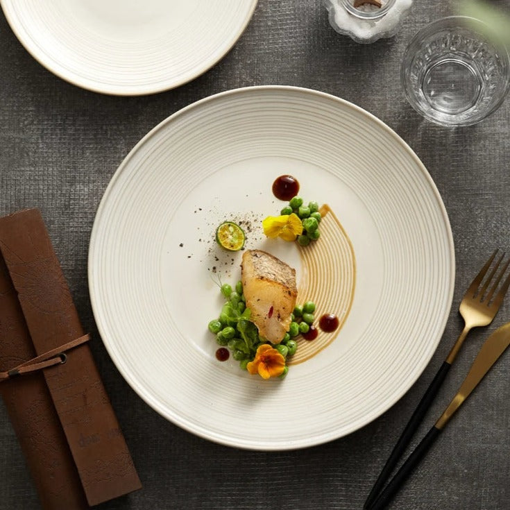 Minimalist Ceramic Dinner Plate with Textured Rim