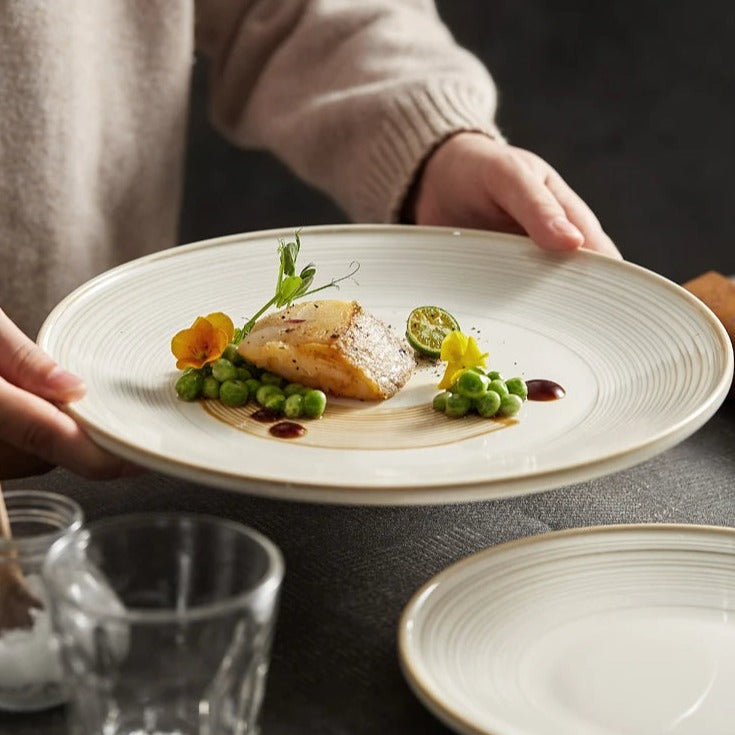 Minimalist Ceramic Dinner Plate with Textured Rim