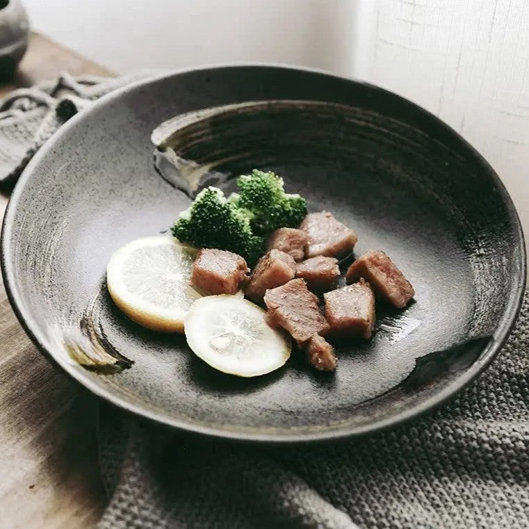 Retro Style Black Ceramic Plate with Brush Glaze