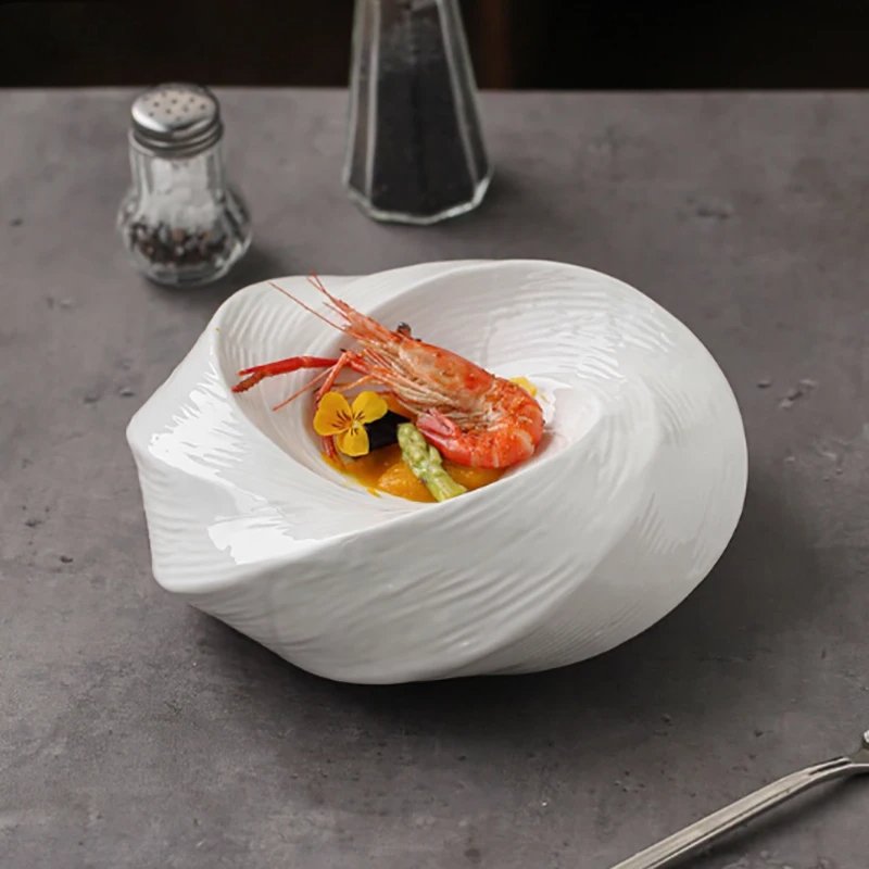 Sculpted White Spiral Plate for Artistic Food Plating