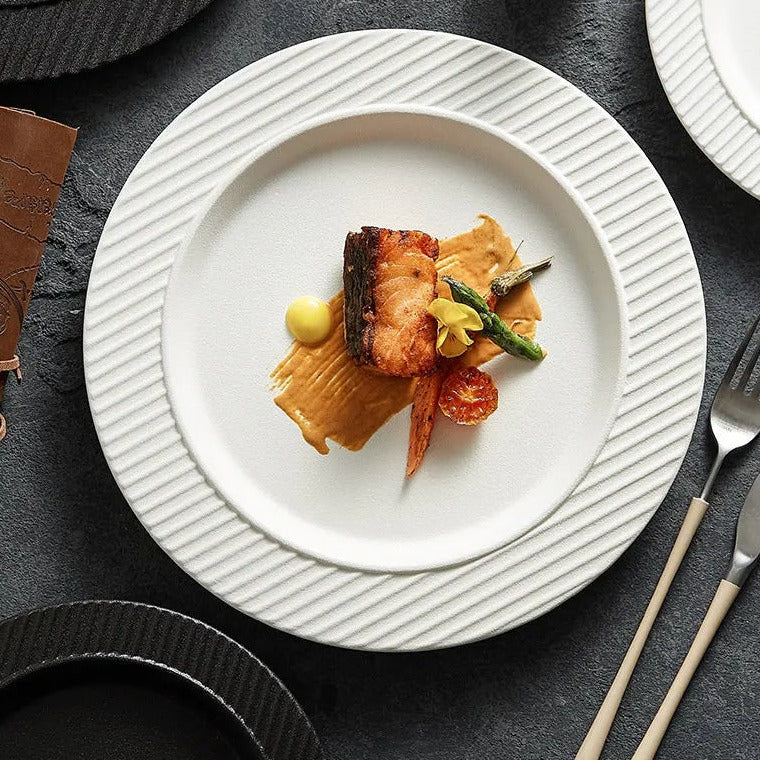 Textured Rim Ceramic Dinner Plate