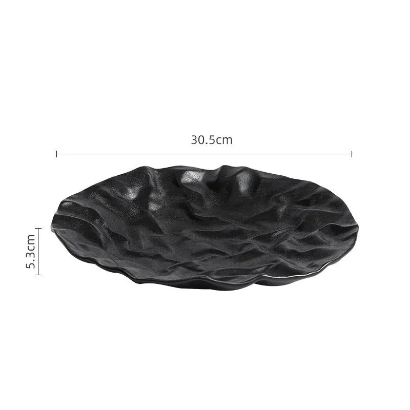 Wavy Rim White Ceramic Plate for Artistic Food Presentation