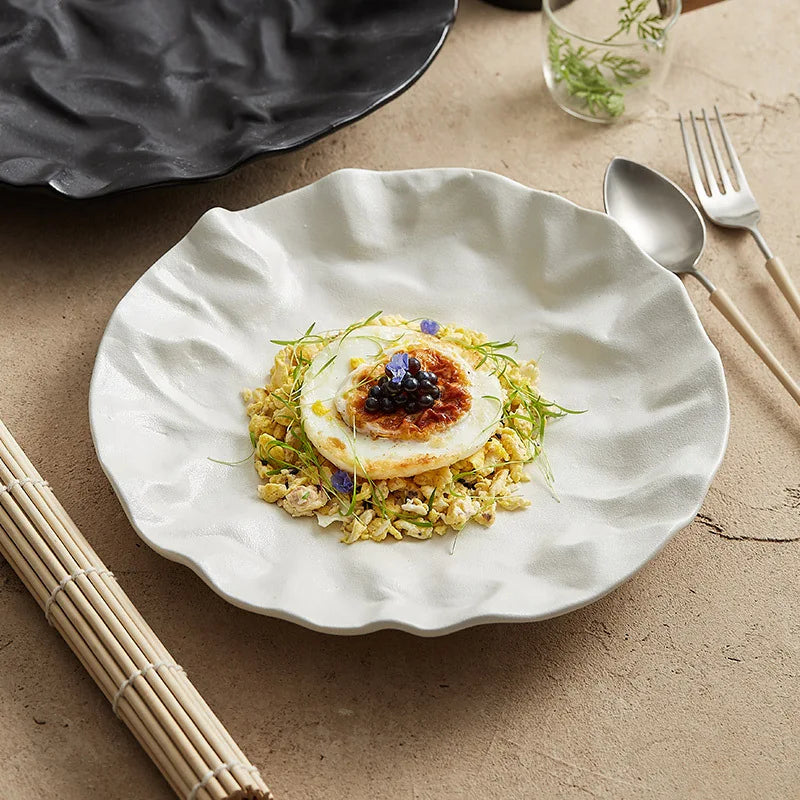 Wavy Rim White Ceramic Plate for Artistic Food Presentation