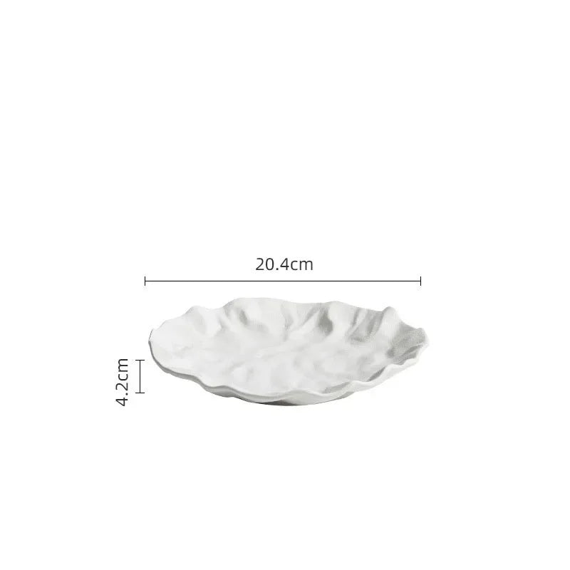 Wavy Rim White Ceramic Plate for Artistic Food Presentation