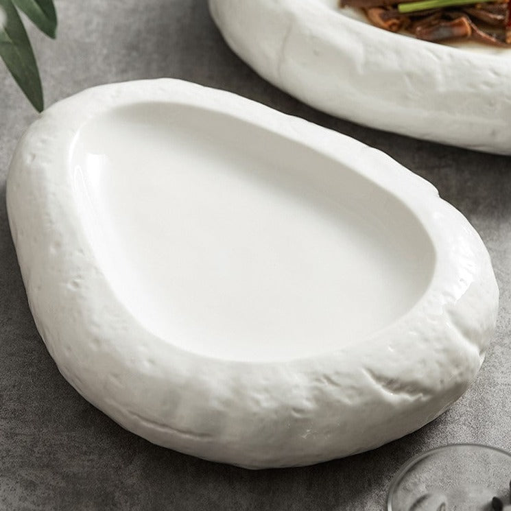 Irregular White Ceramic Dinner Plate Minimalist Style